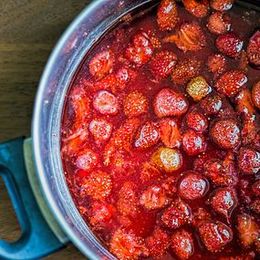 confiture de fraise fraises dans leur jus